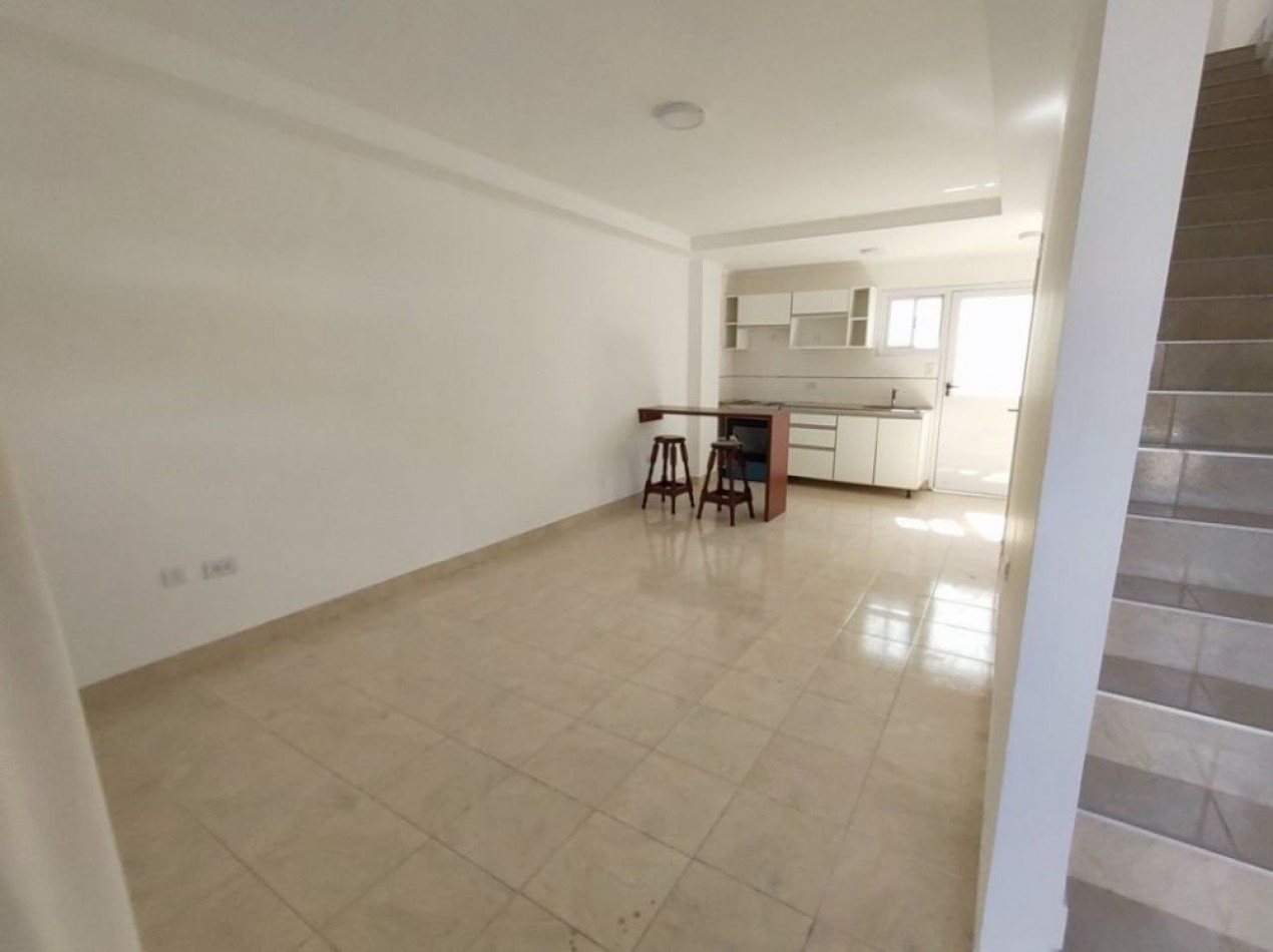 A Estrenar. Duplex en zona San Juán